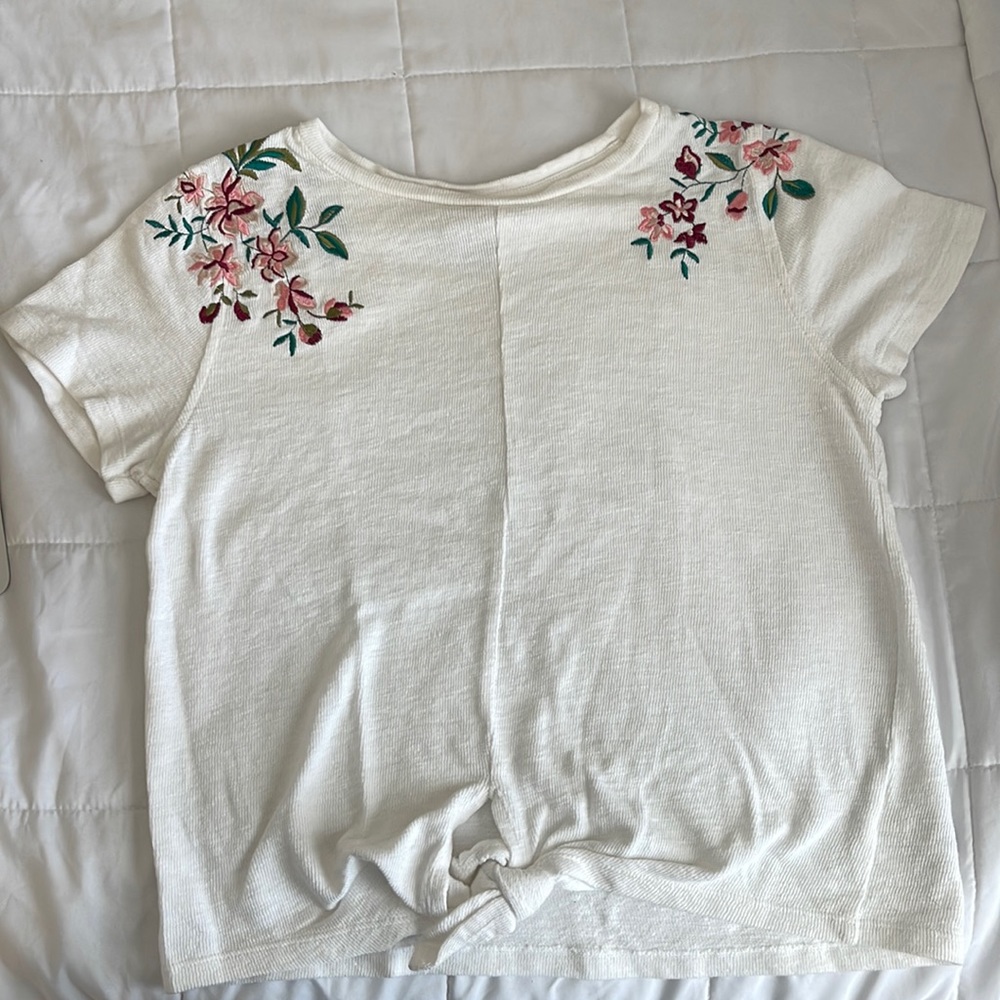 A New Day floral white top with tie